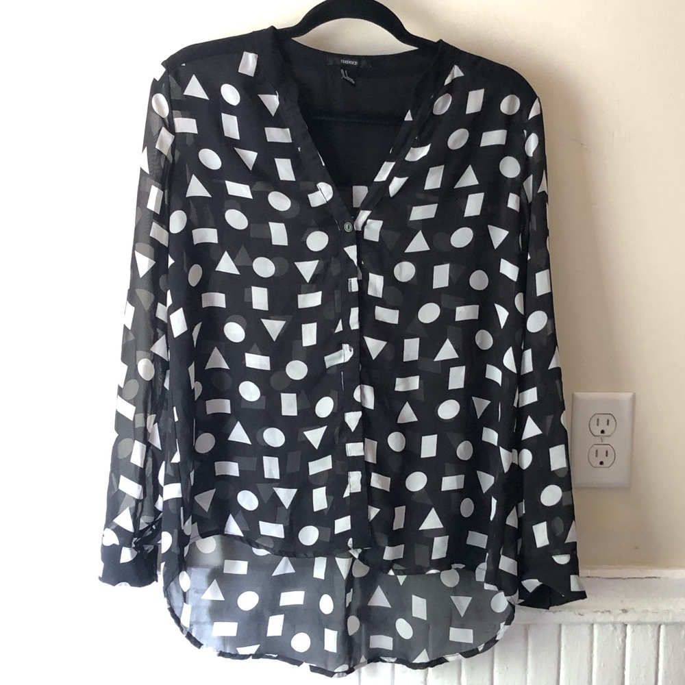 Forever 21 black and white geometric button up